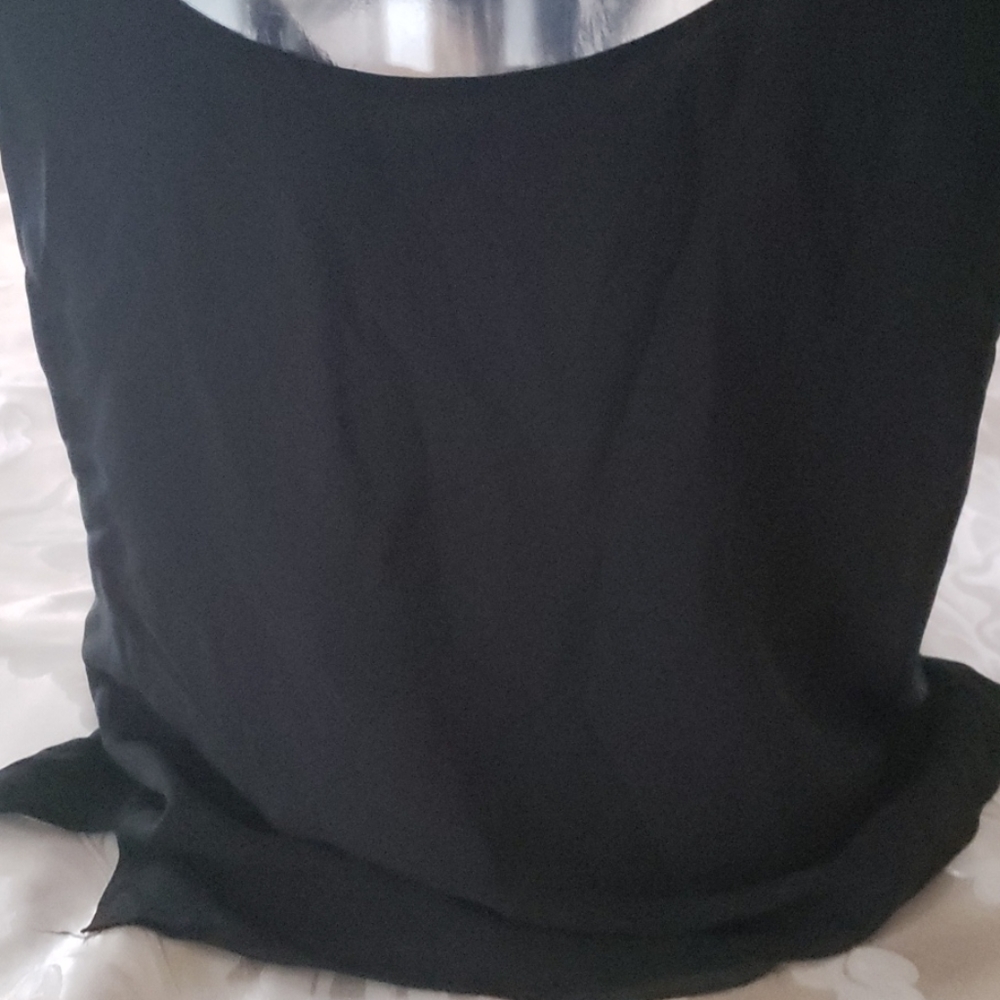 Top - Picture 4 of 6